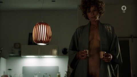 Anna Schafer - Fully Naked Scenes in Scene of the Crime e1022 (2017)