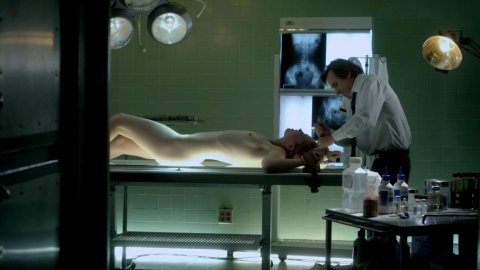 Christine Donlon - Fully Naked Scenes in Femme Fatales s02e09 (2012)